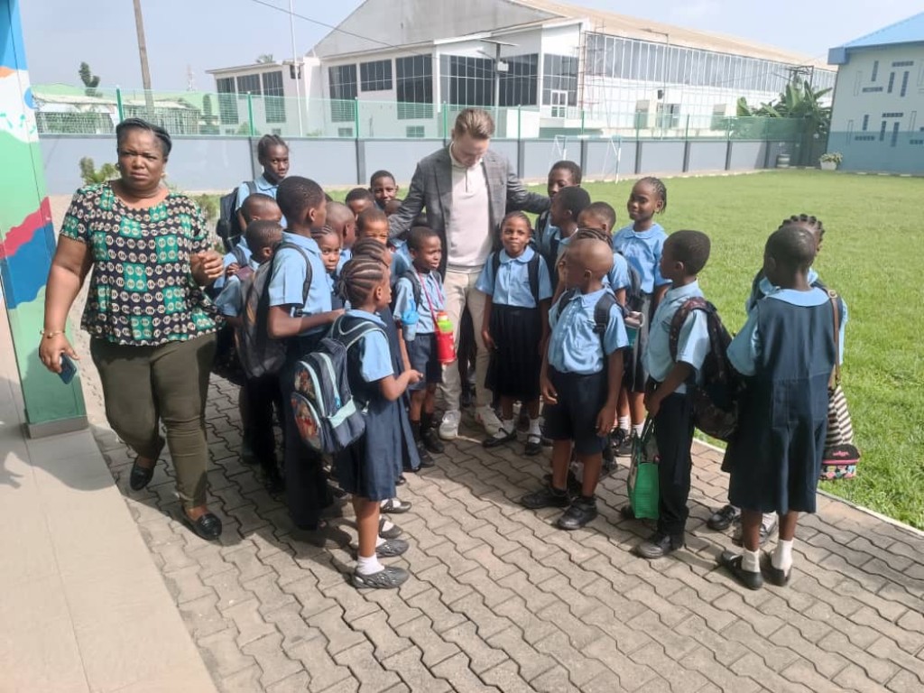 Help me to send Children Back to School